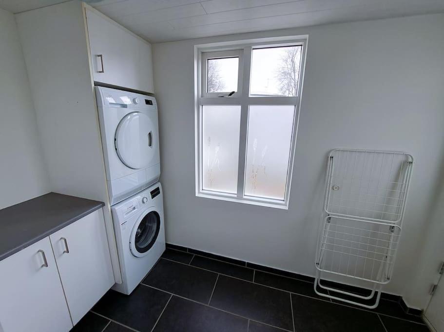 Apartment Spacious -top Location *